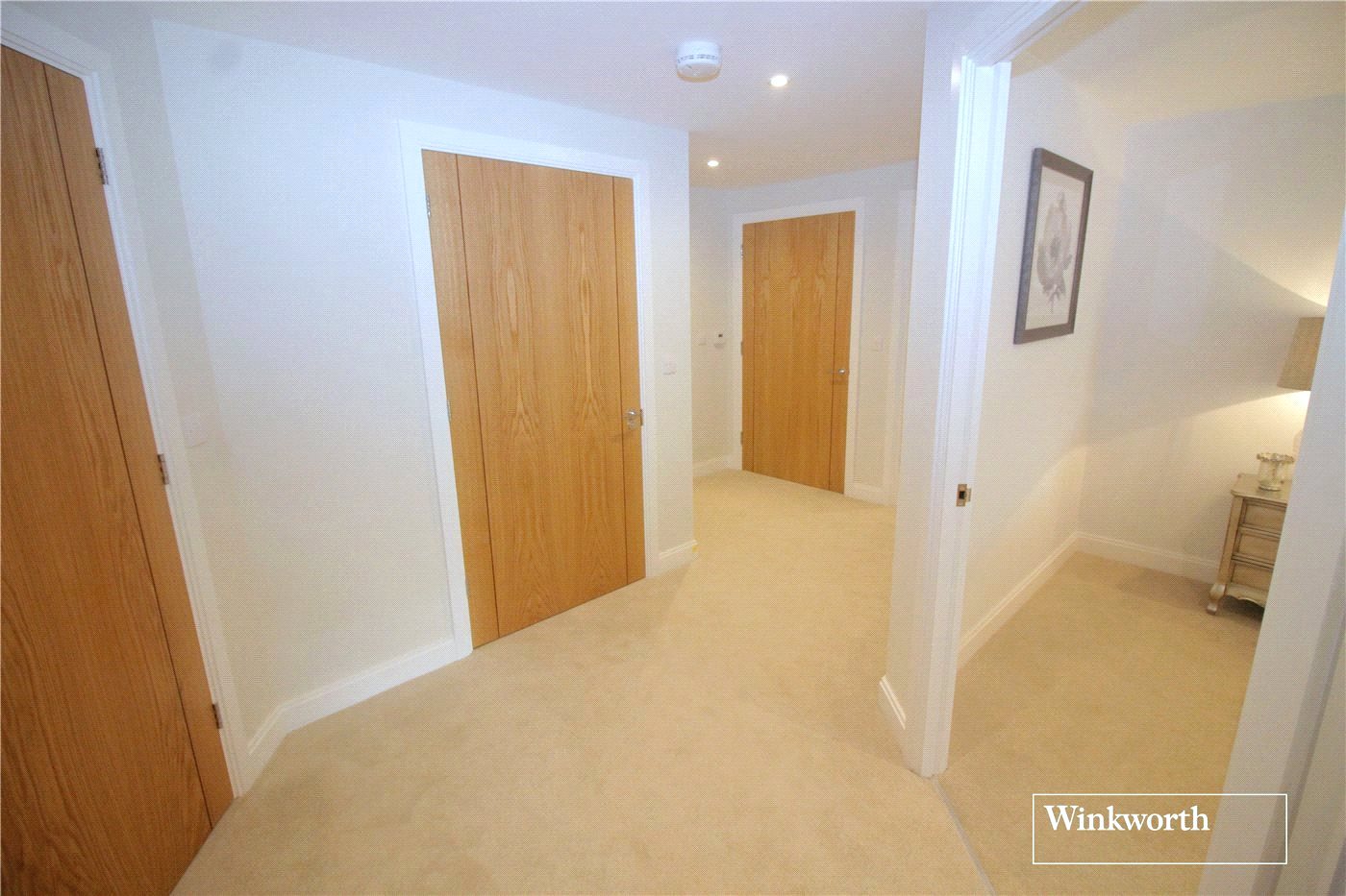 2 Bed Show Flat